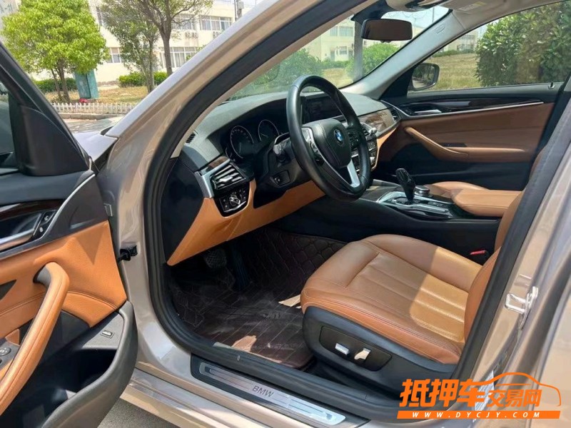 盐城17年宝马5系4