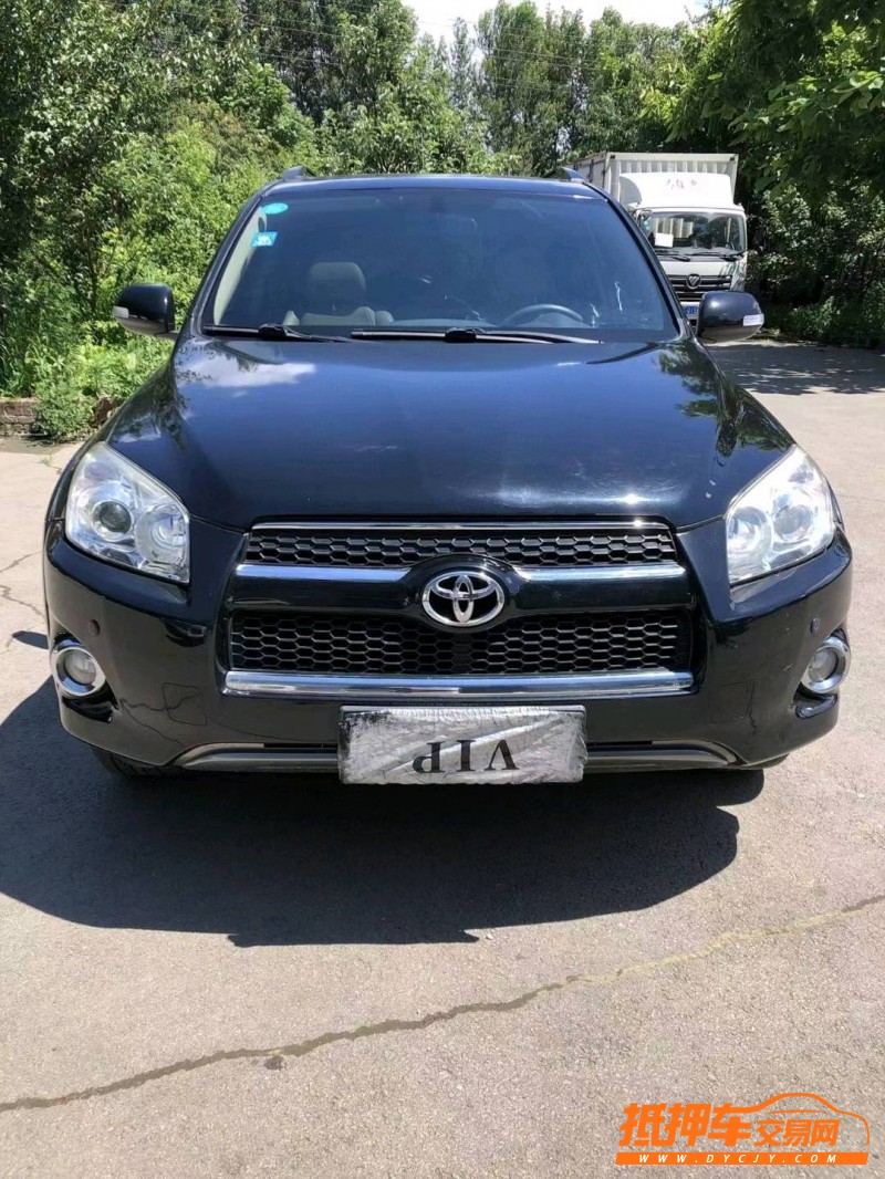沈阳13年丰田RAV47