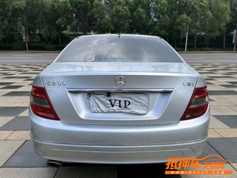 沈阳11年奔驰C6
