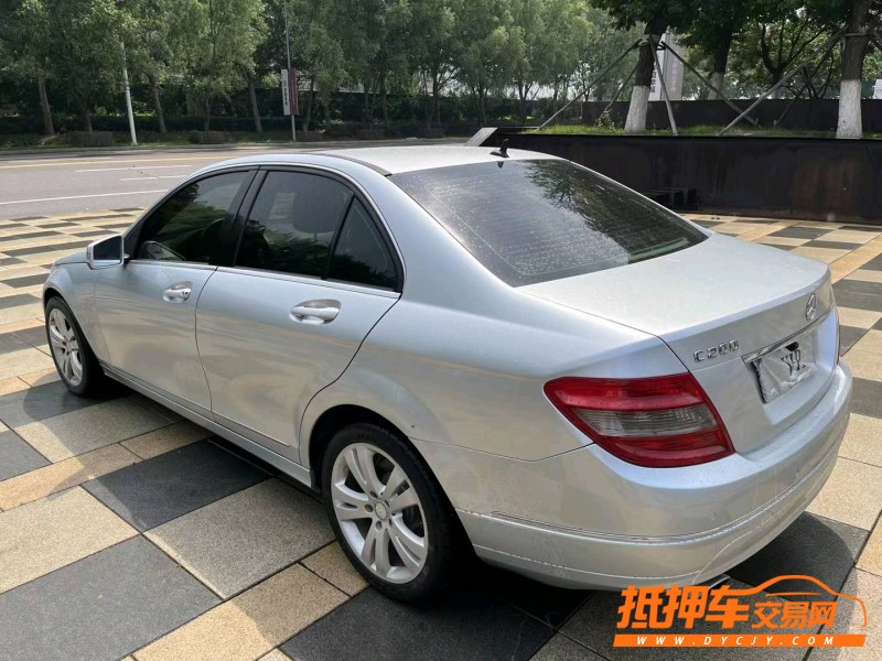 沈阳11年奔驰C8