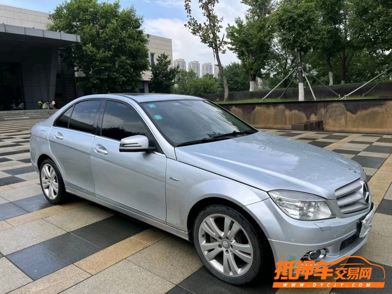 沈阳11年奔驰C9