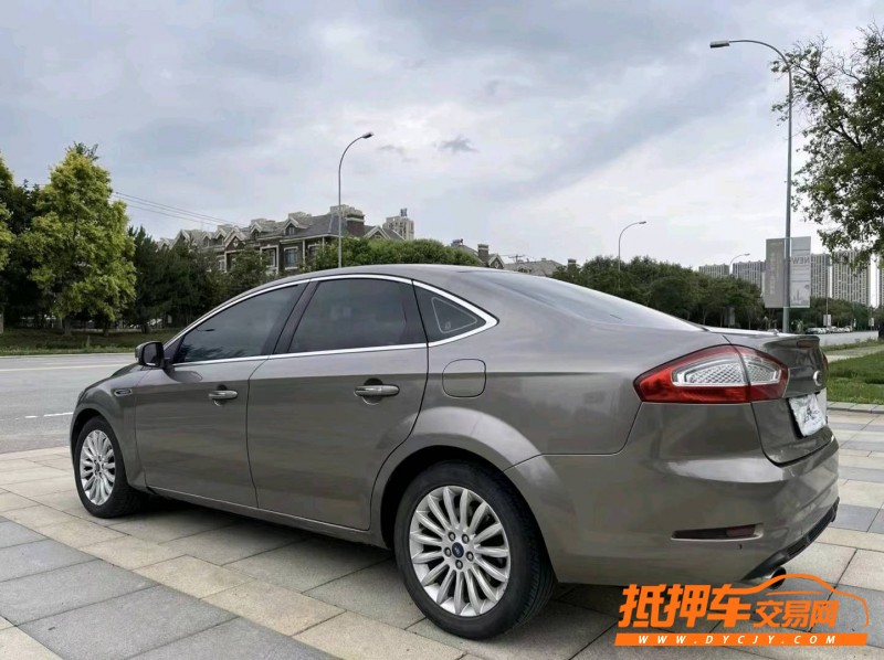 沈阳12年福特福克斯7