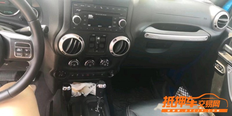 沈阳16年Jeep牧马人8