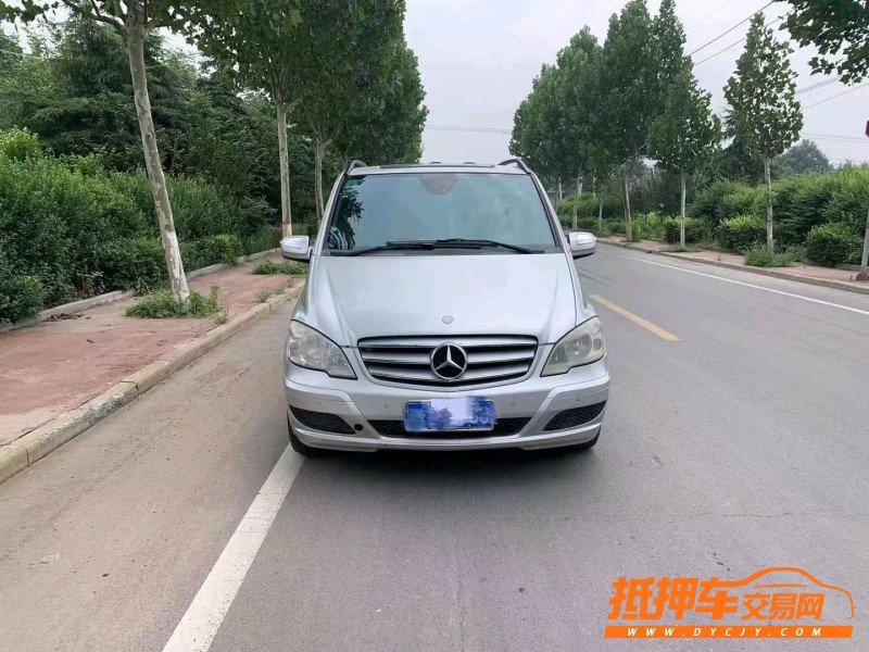 烟台12年奔驰唯雅诺8