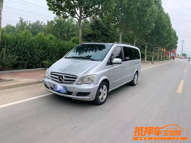 烟台12年奔驰唯雅诺7