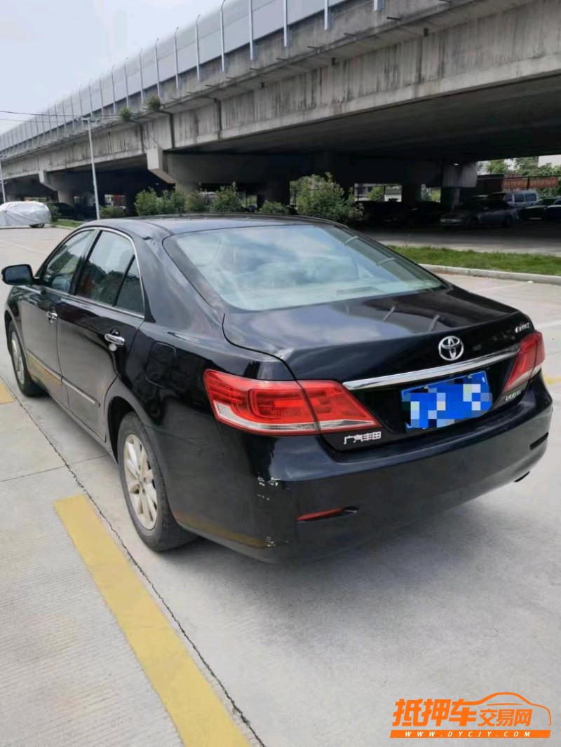 潍坊11年丰田凯美瑞9