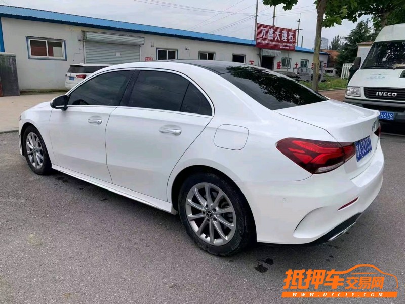 烟台19年奔驰A3