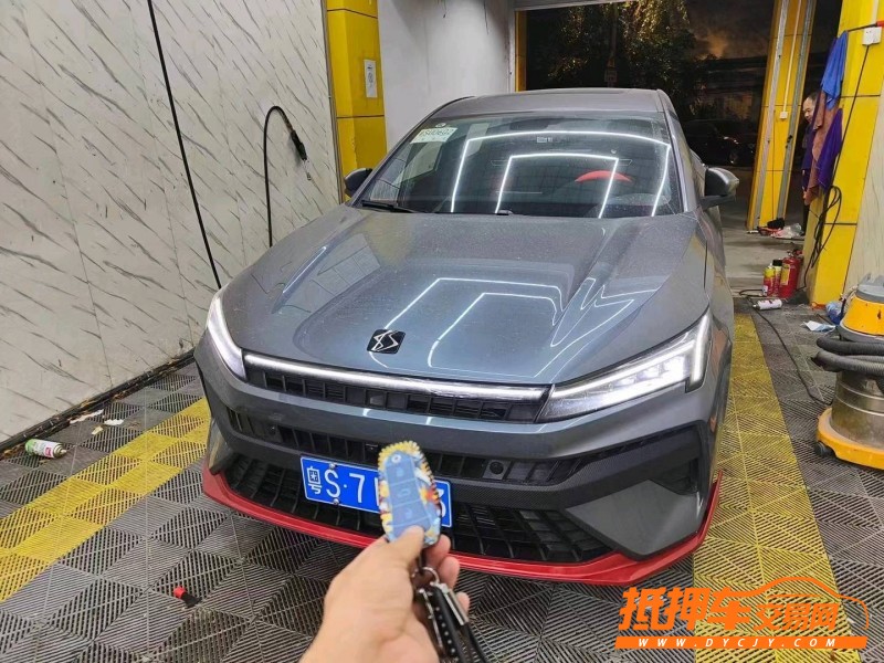 广州22年江淮思皓矅1