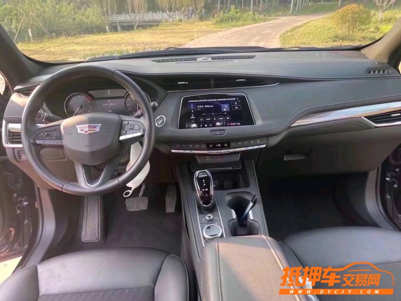 烟台20年凯迪拉克XT45