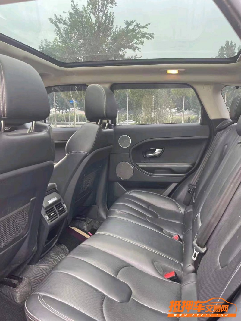 烟台16年路虎极光2