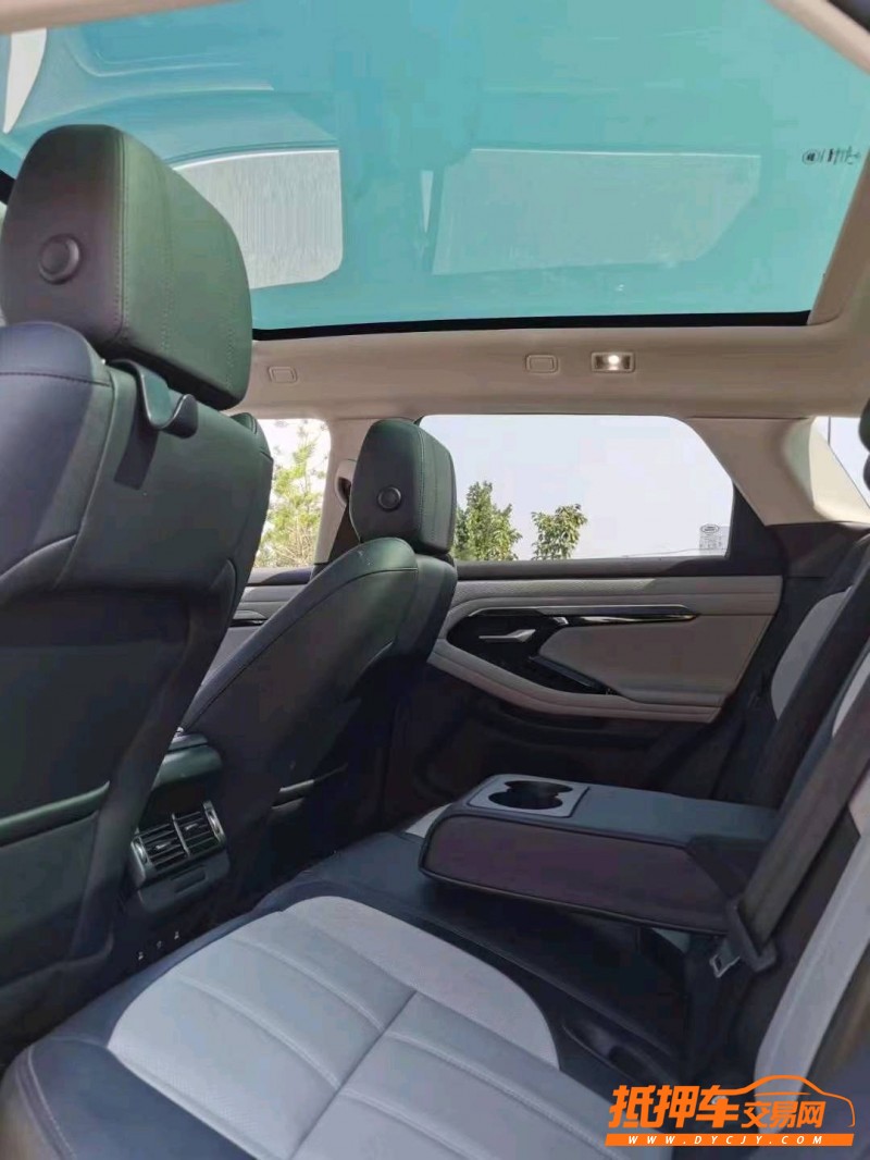 枣庄20年路虎揽胜极光(进口)5