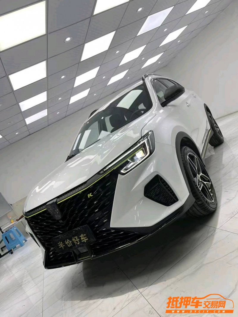 成都22年荣威RX52