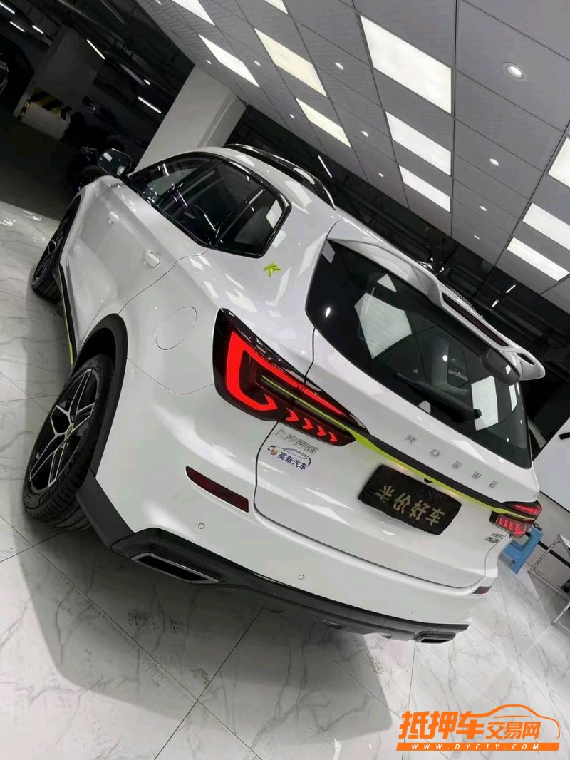 成都22年荣威RX54