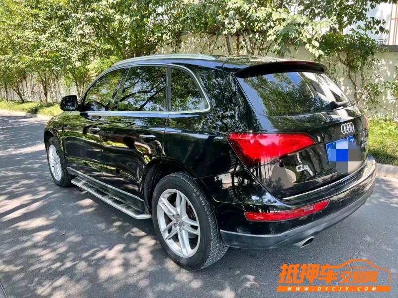 金華16年奧迪Q56