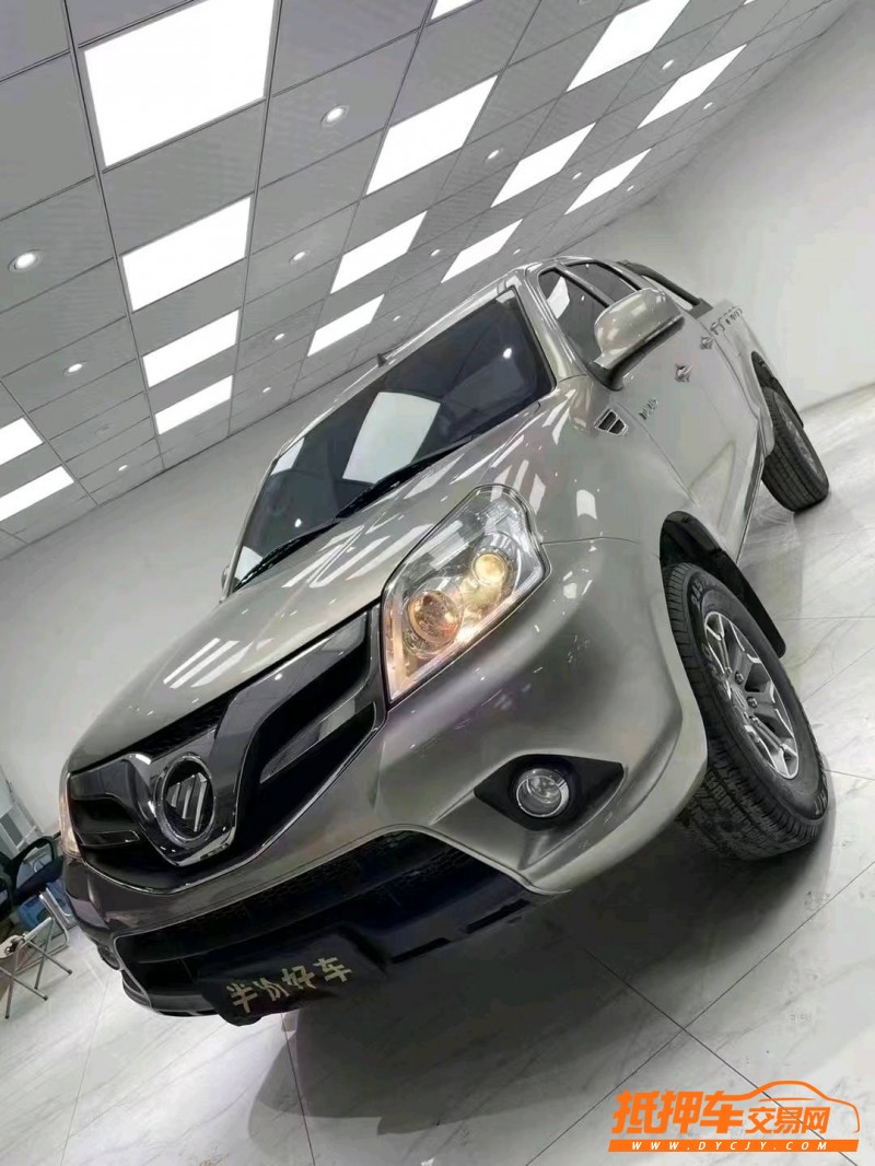 成都20年凯迪拉克XT62