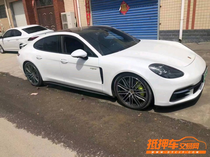 鄭州20年保時捷帕拉梅拉2