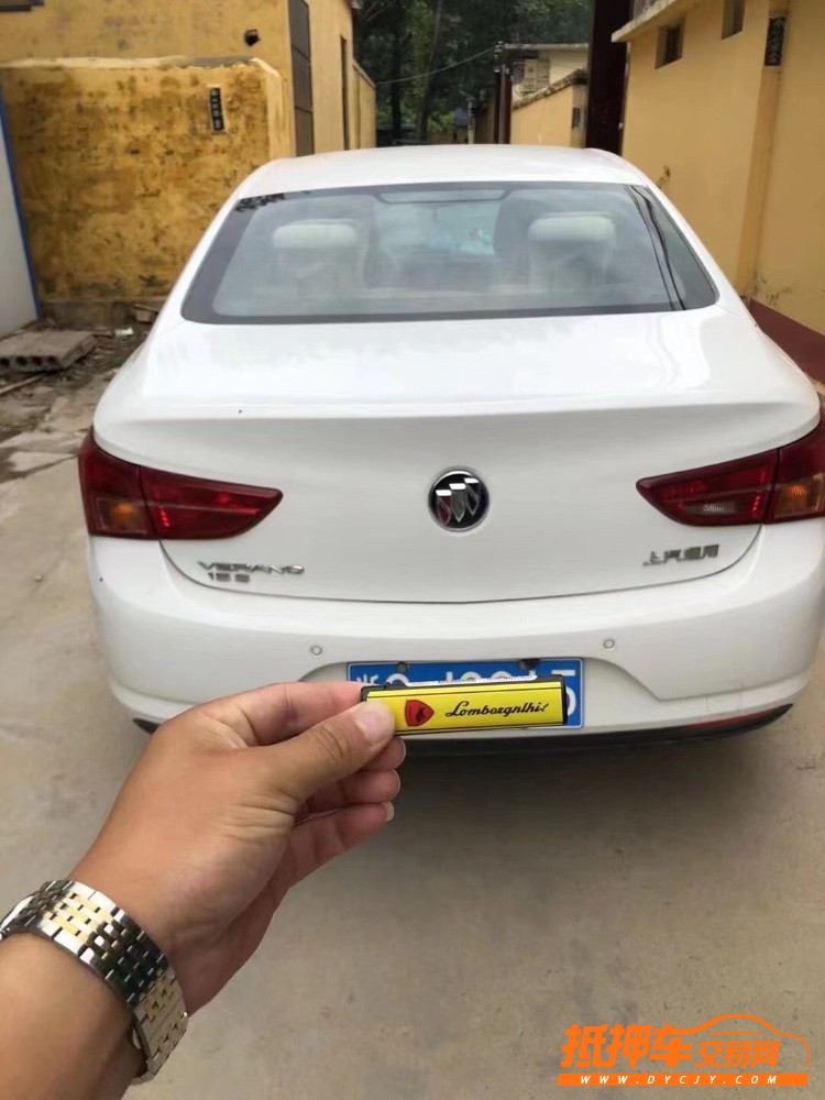 北京18年别克威朗6