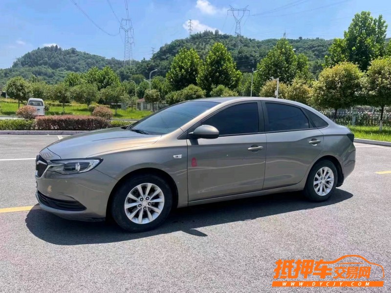 北京17年别克英朗3