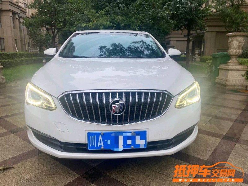 青岛17年别克英朗1