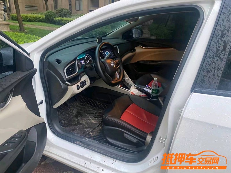 青岛17年别克英朗5