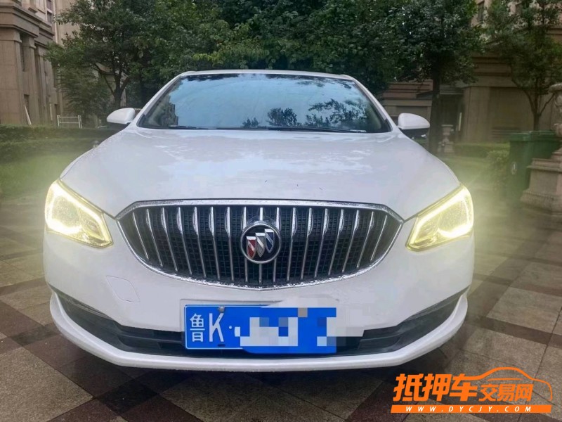 青岛17年别克英朗9