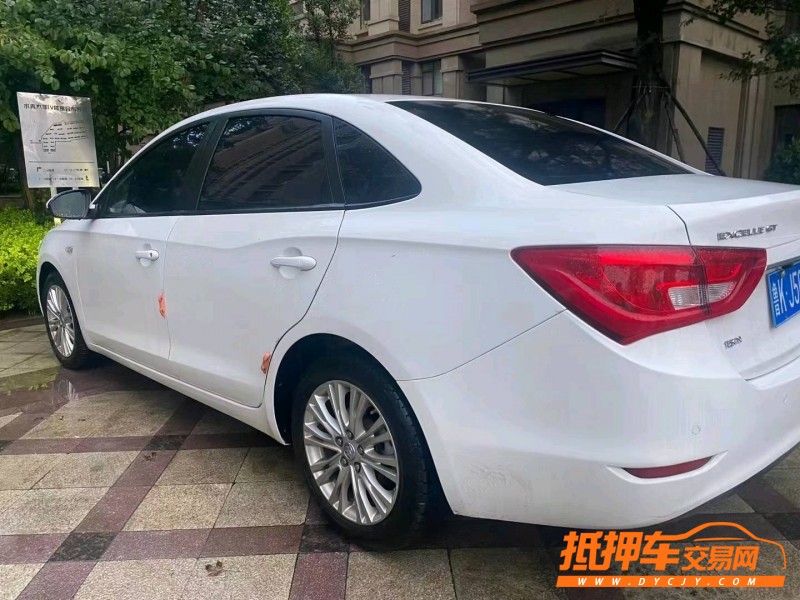 青岛17年别克英朗3