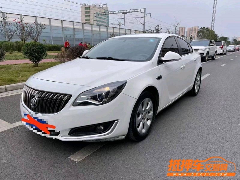 济宁16年别克君威4