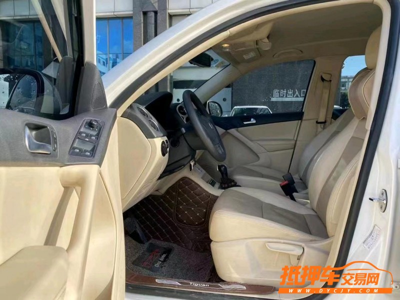 东莞15年大众途观3