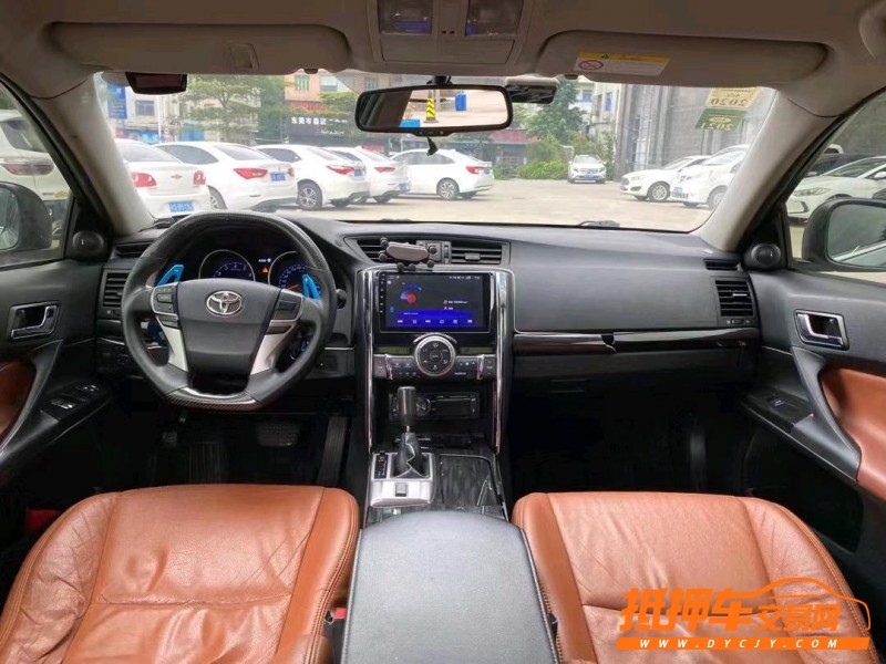 东莞13年丰田锐志5