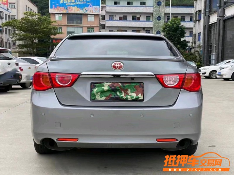 东莞13年丰田锐志9