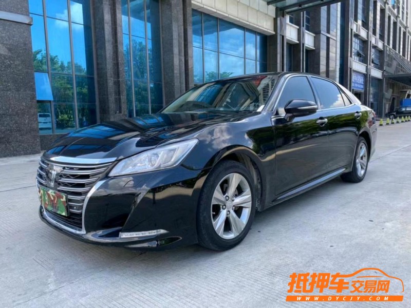 东莞16年丰田皇冠3