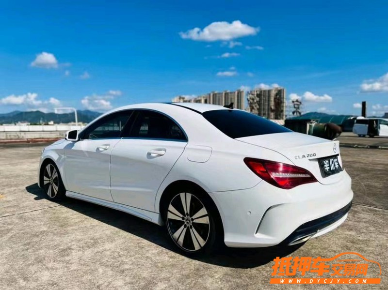 东莞18年奔驰CLA8