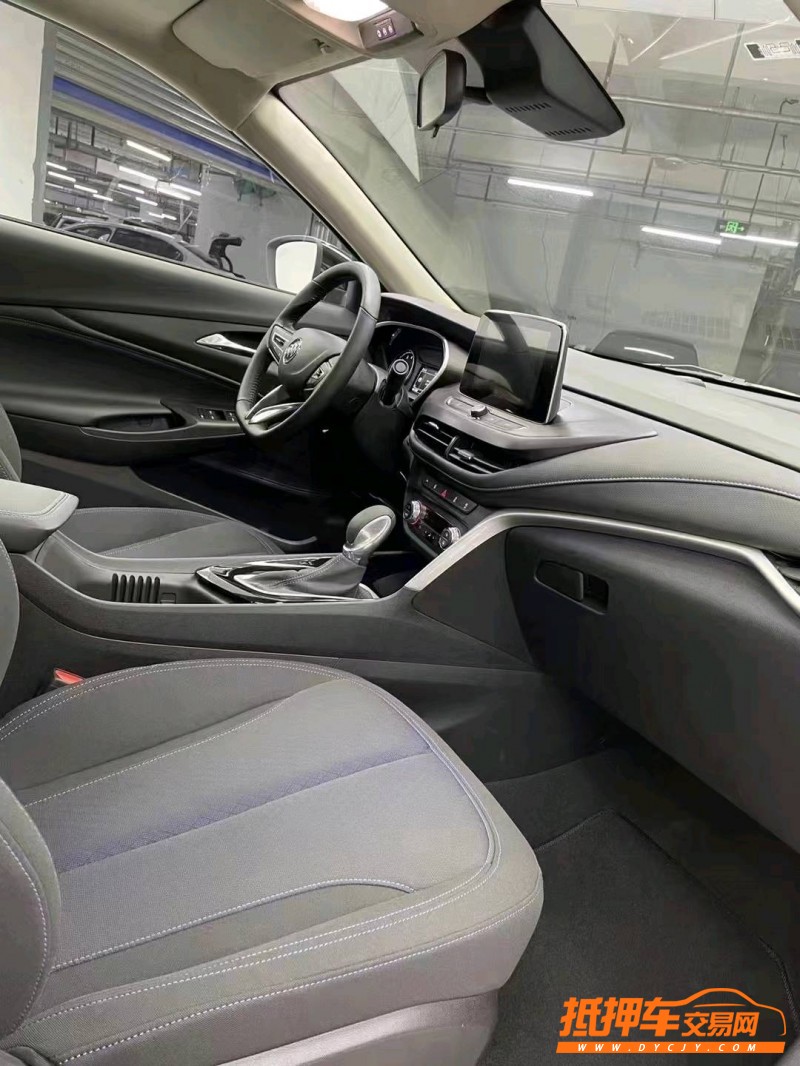 成都22年别克昂科拉8