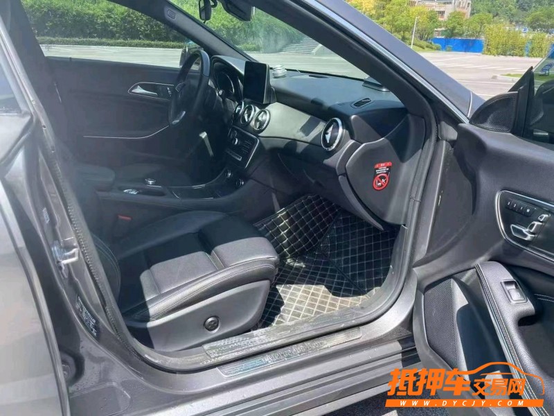 北京18年奔驰CLA7