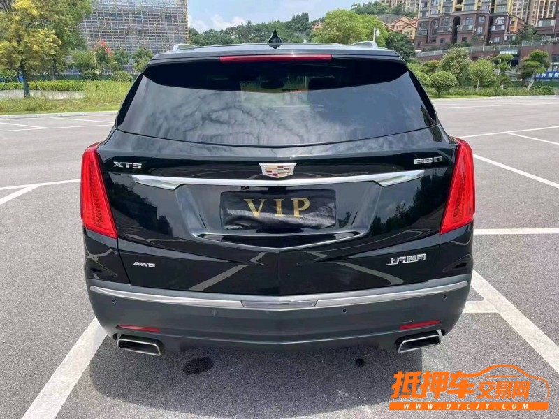 北京17年凯迪拉克XT59