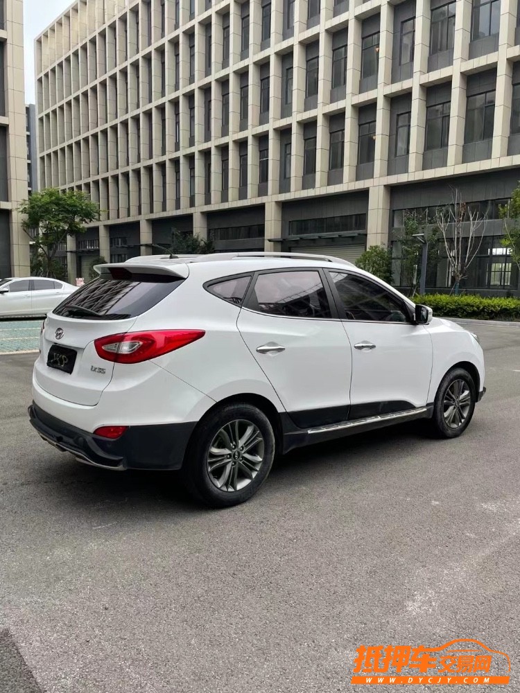 徐州17年现代ix355