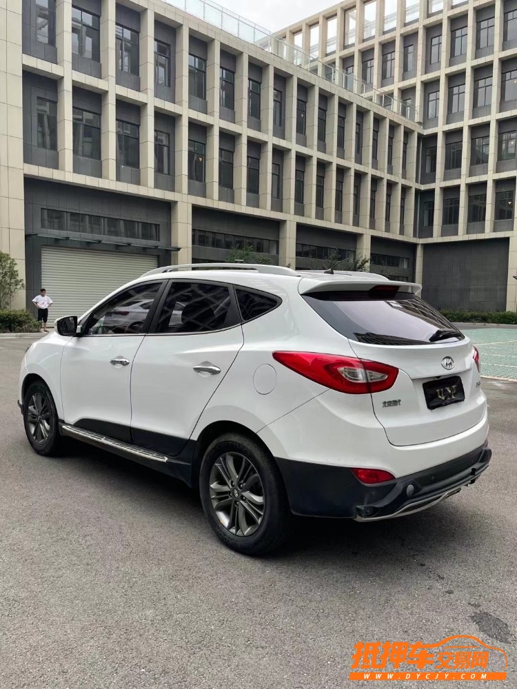 徐州17年现代ix358