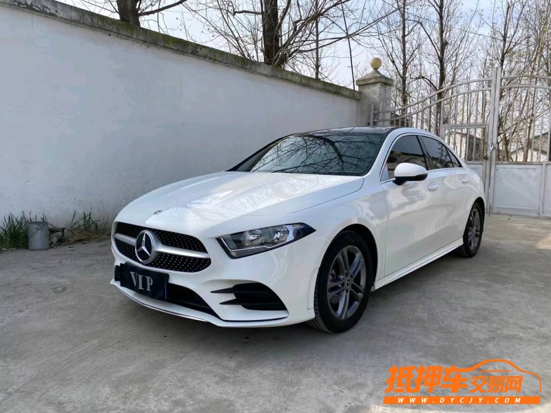 徐州21年奔驰A3