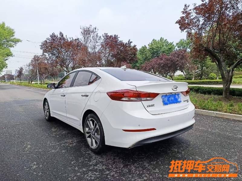 潍坊17年现代领动3