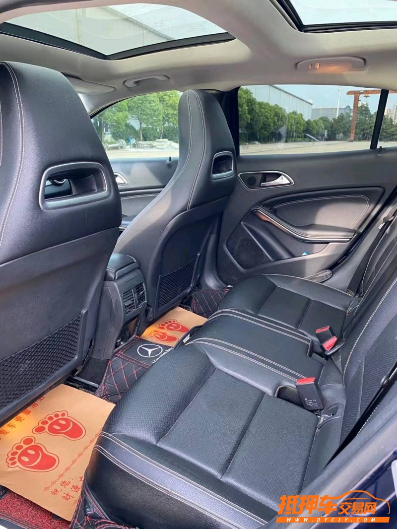 徐州16年奔驰GLA6