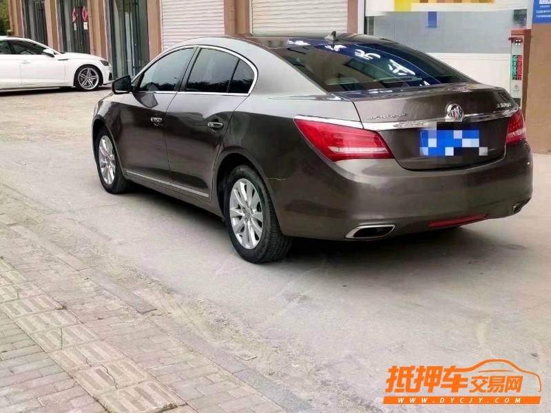 潍坊16年别克君越8