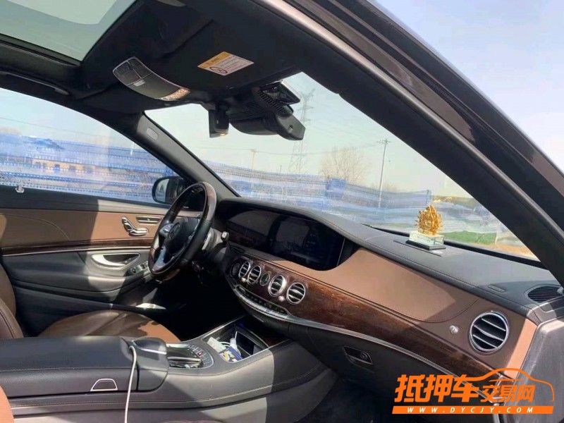 北京18年奔驰S6