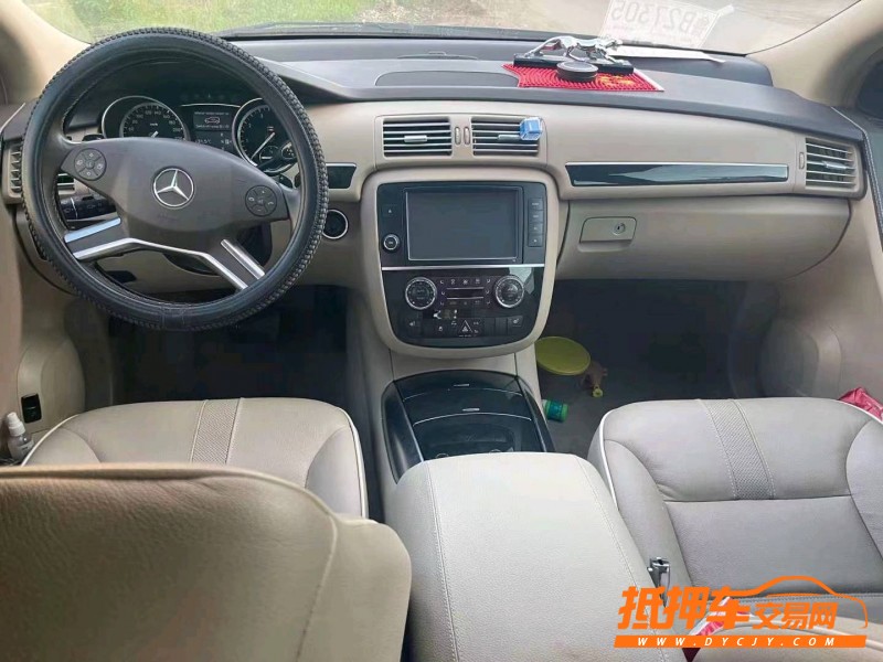 潍坊16年奔驰R6
