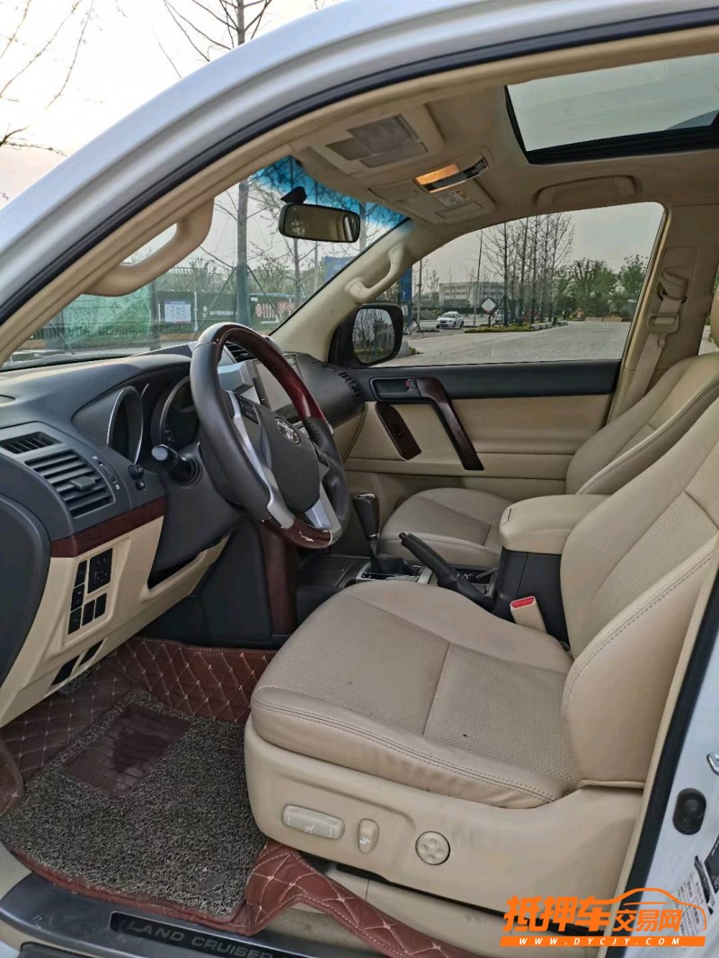 徐州18年丰田普拉多7
