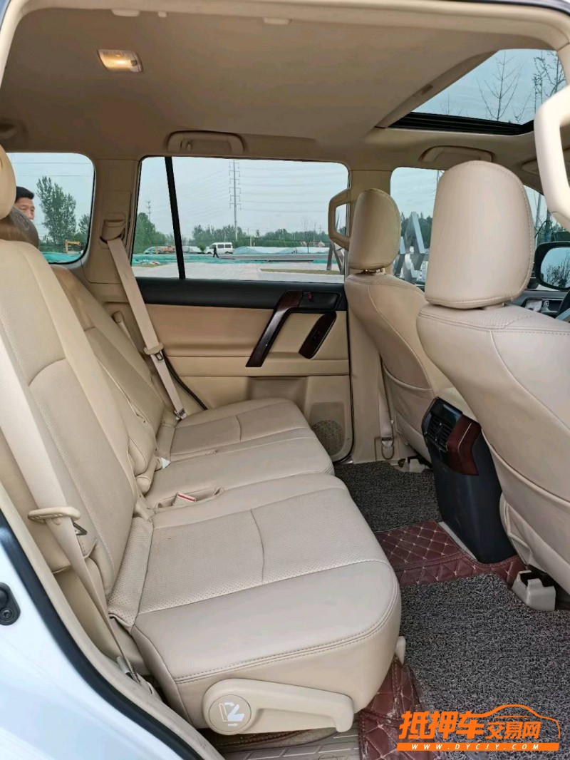 徐州18年丰田普拉多9