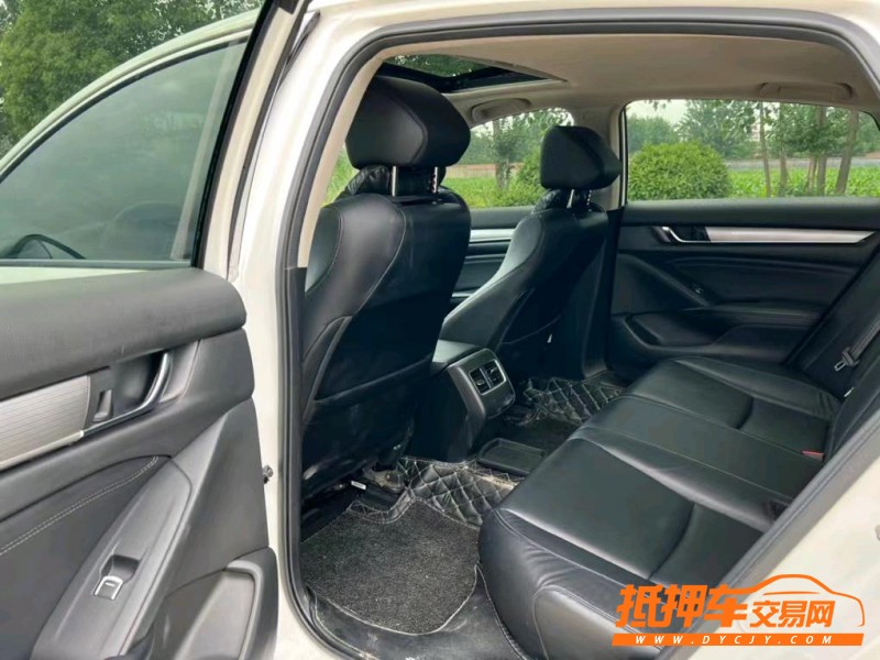 盐城19年本田雅阁8