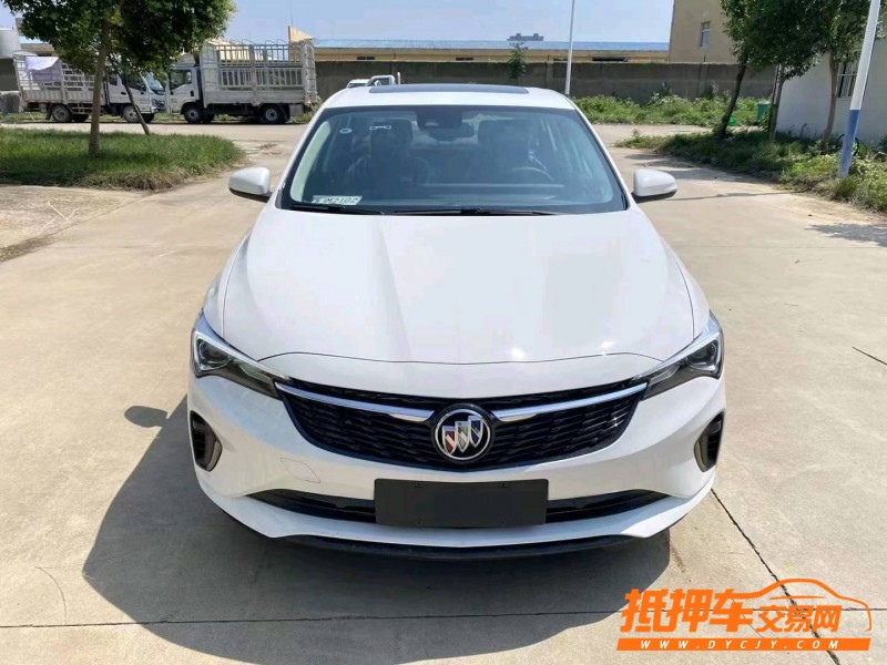 枣庄22年别克威朗9