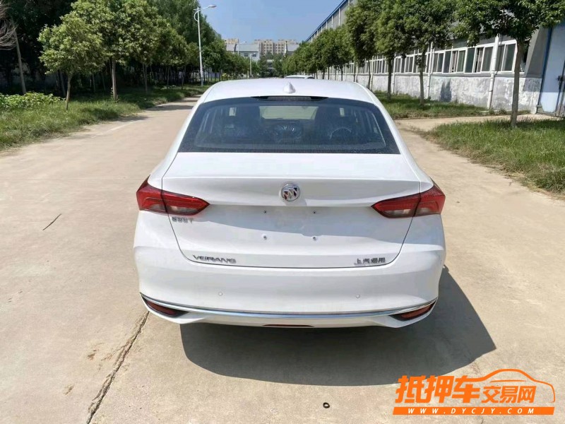 枣庄22年别克威朗4