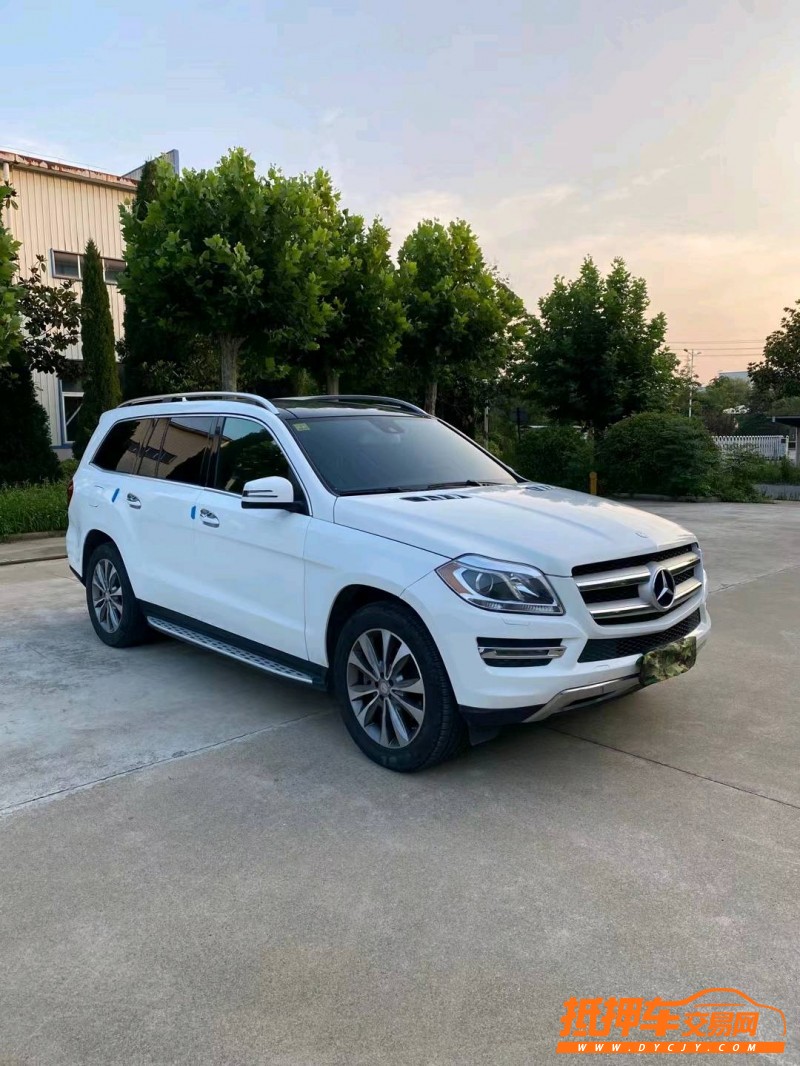 徐州14年奔驰CLS3