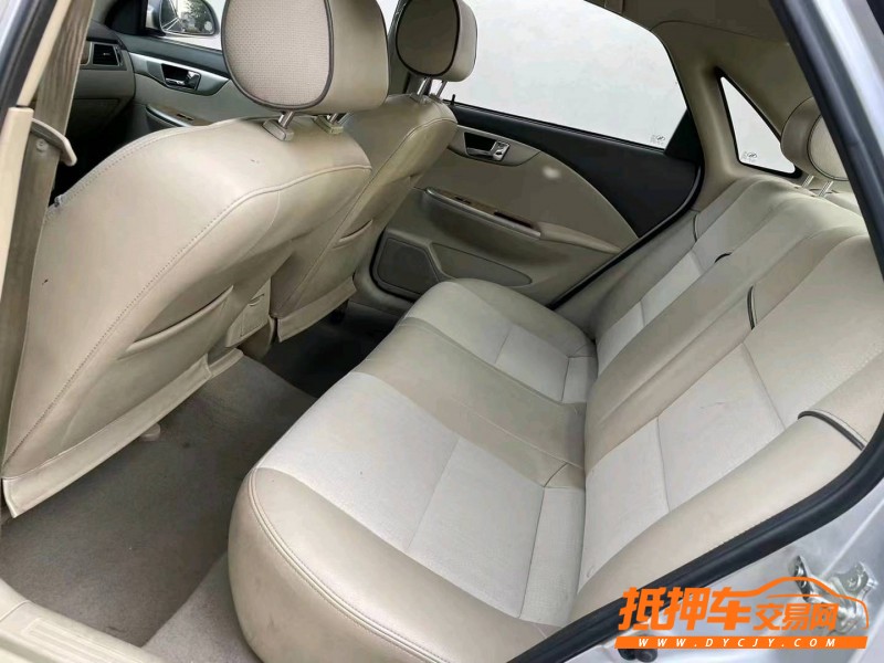 徐州16年别克凯越5